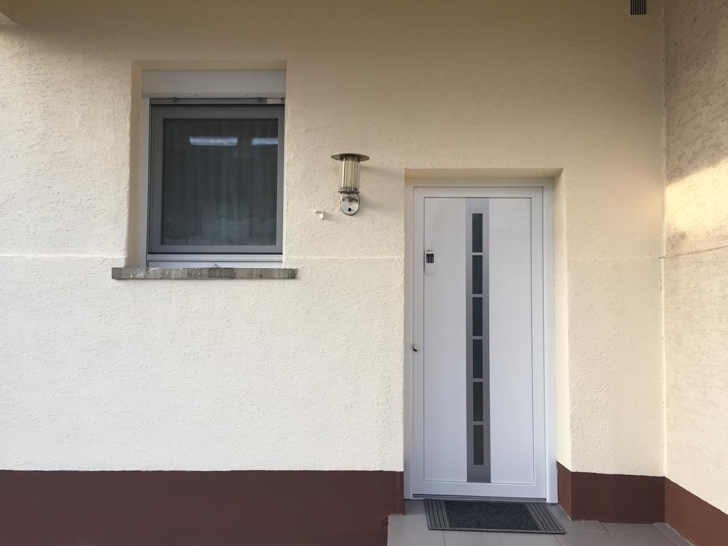 Exclusive Airport Apartment Kelsterbach Exterior foto